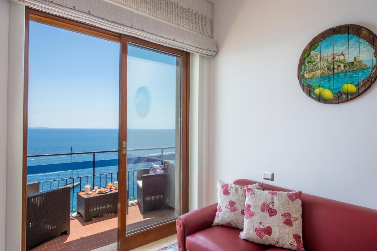 Lily House Amalfi Apartment Luaran gambar