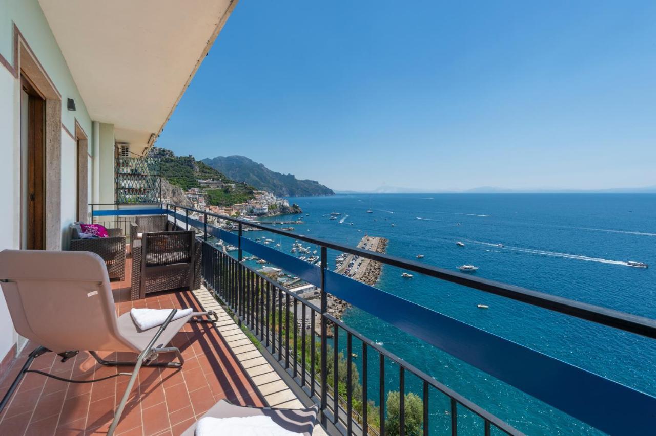 Lily House Amalfi Apartment Luaran gambar