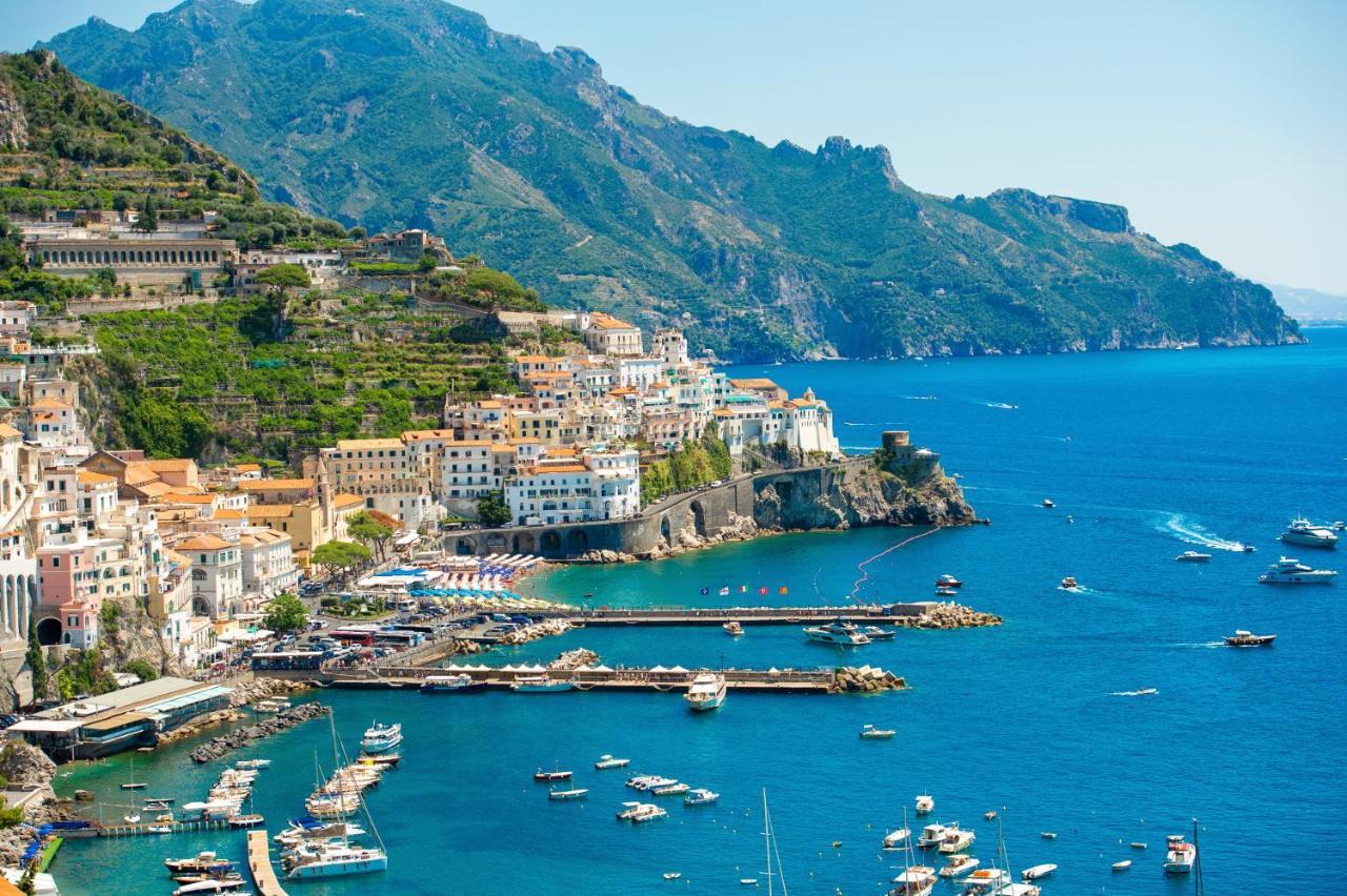Lily House Amalfi Apartment Luaran gambar