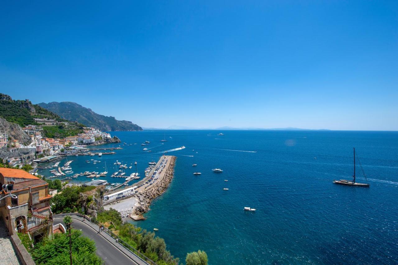Lily House Amalfi Apartment Luaran gambar